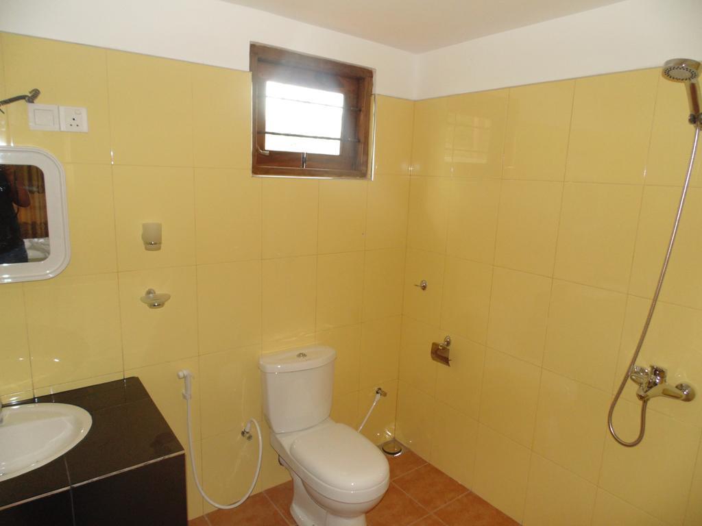 White Eagle Hotel Сігірія Номер фото