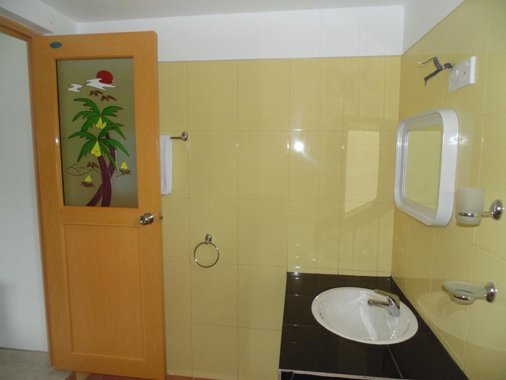 White Eagle Hotel Сігірія Номер фото